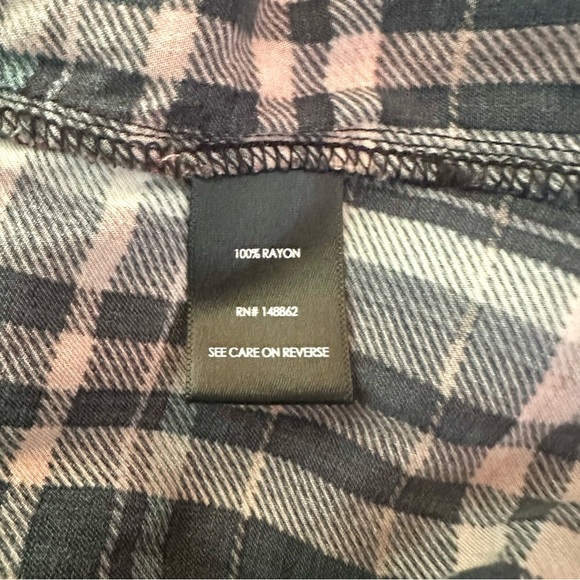 Torrid Plaid Rayon Twill Tie Neck Peasant Top Shirt Black Womens Plus Size 2X 2 - Picture 13 of 15